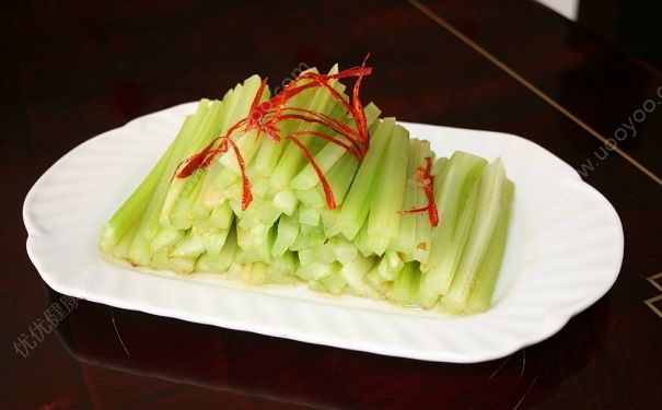 芹菜与香菇一起炒好吗 芹菜与香菇可以同食吗